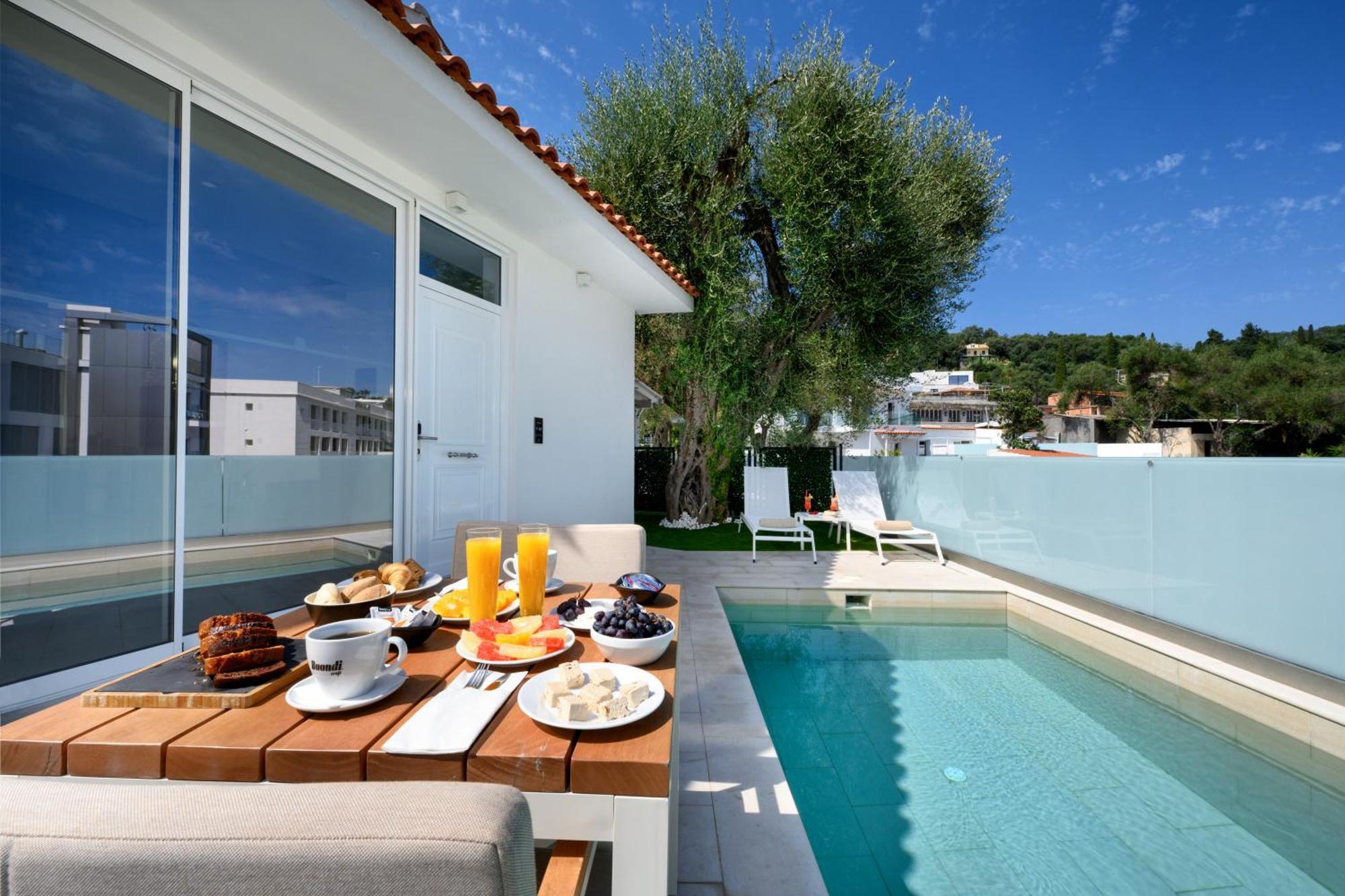 Ray Corfu Hotel 4*