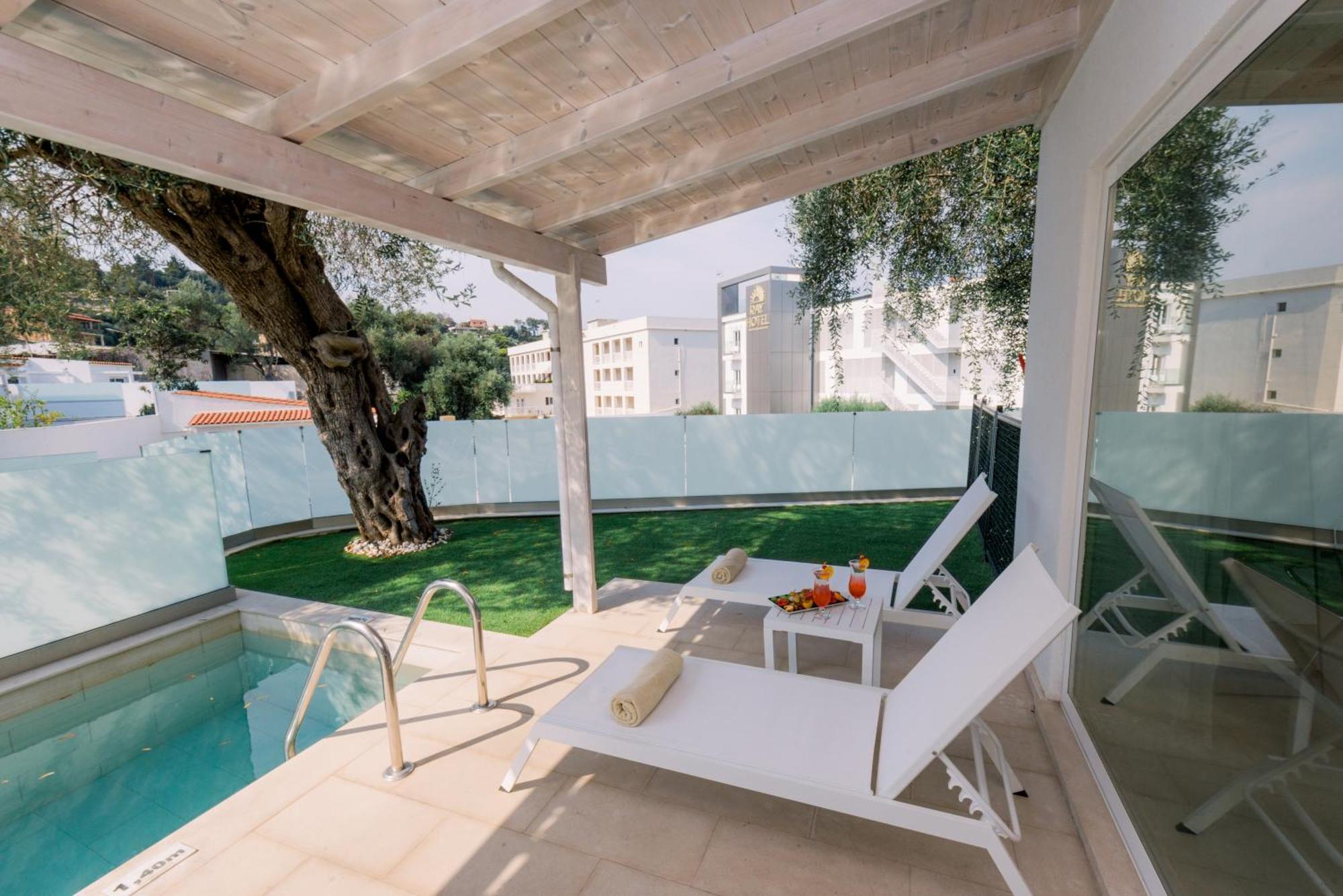 Hotel Ray Corfu 4*