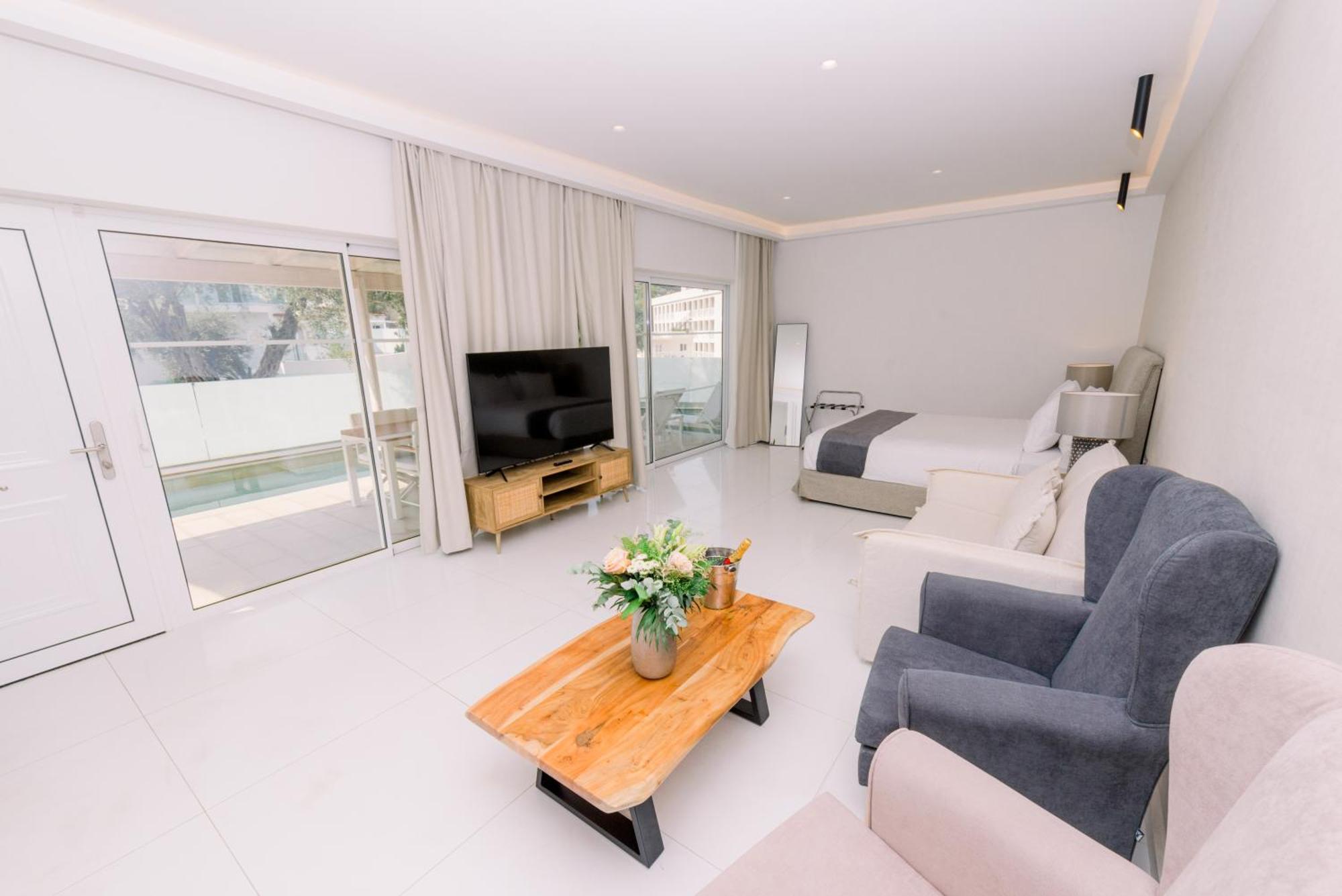 Ray Corfu Hotel 4*