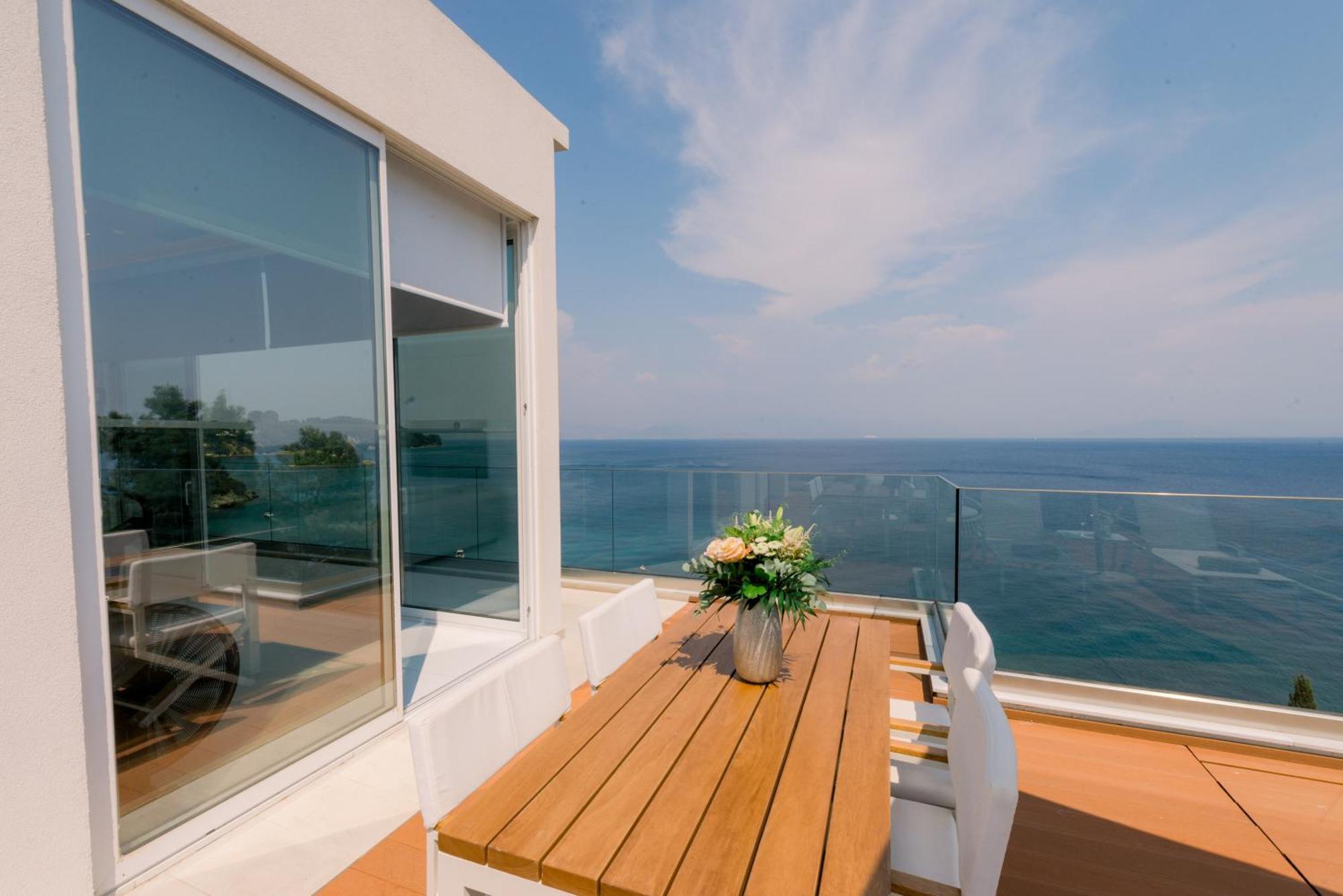 Ray Corfu Hotel 4*