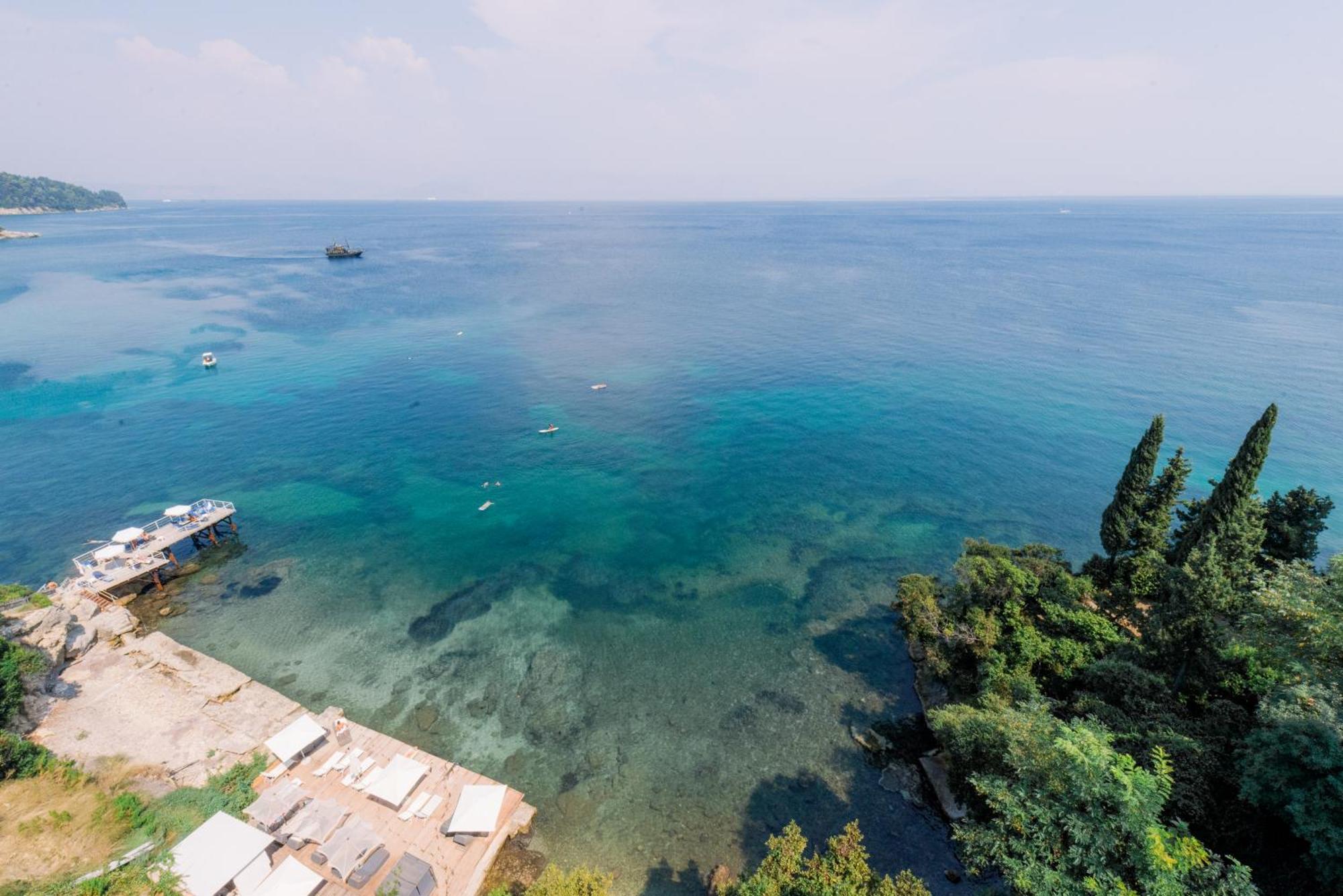 Ray Corfu Perama (Corfu)